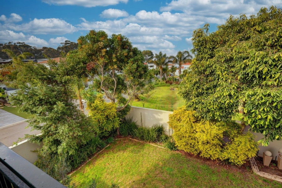 3 Bedroom Property for Sale in Plattekloof Western Cape